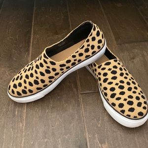 Gap slip on knit sneaker